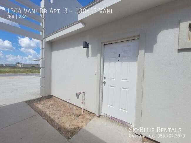Building Photo - 1304 Vani, 1304-3 Vani