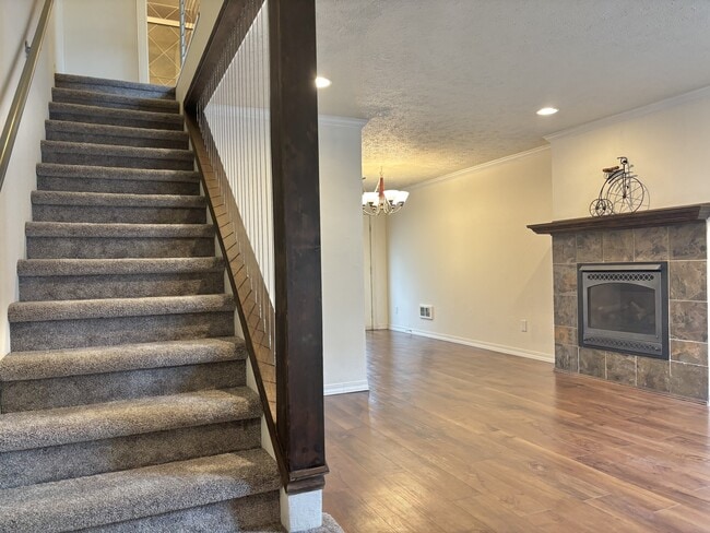 Foto del edificio - 2111 N Houk Rd