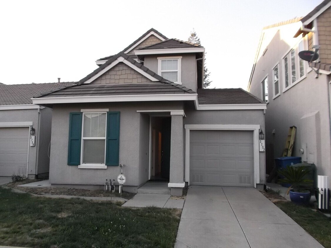 3732 Naturita Way, Sacramento, CA 95834 House Rental in Sacramento