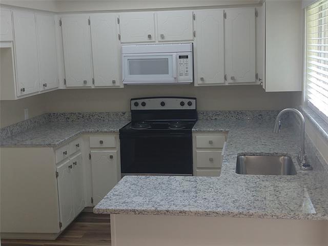 Foto del edificio - 1906 Longmeadow Dr