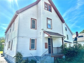 Building Photo - 3294 E 105th St