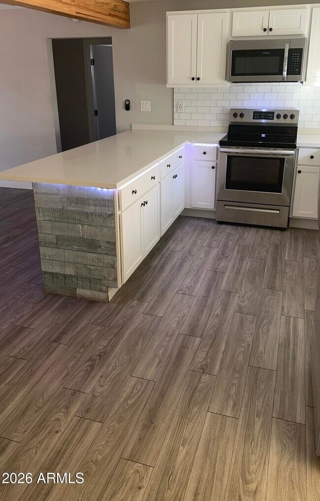 Foto del edificio - 3027 N 37th St