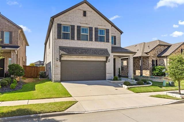 Building Photo - 816 Brenham Ave