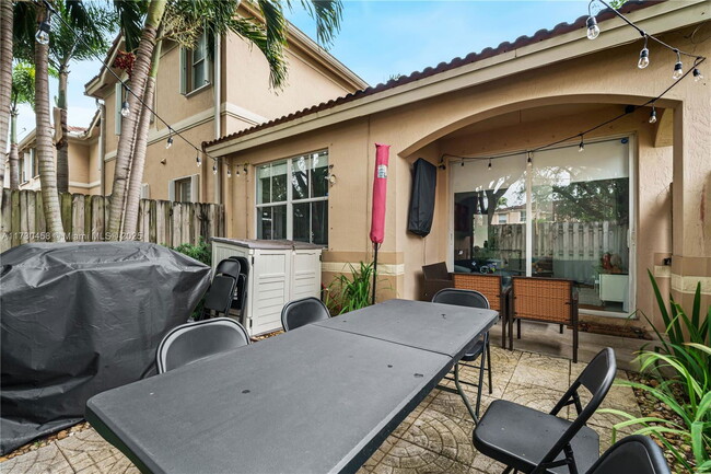 Foto del edificio - 12475 SW 124th St