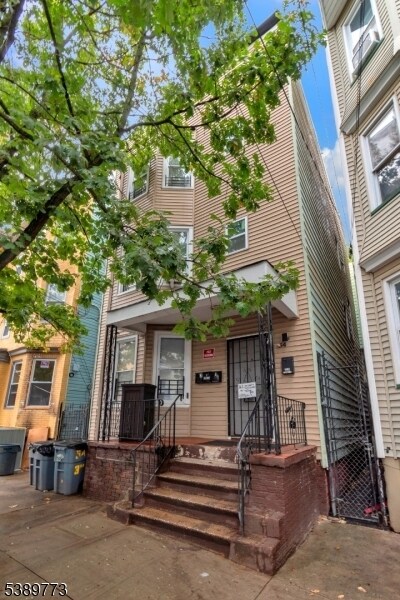 Primary Photo - 54 3rd St
