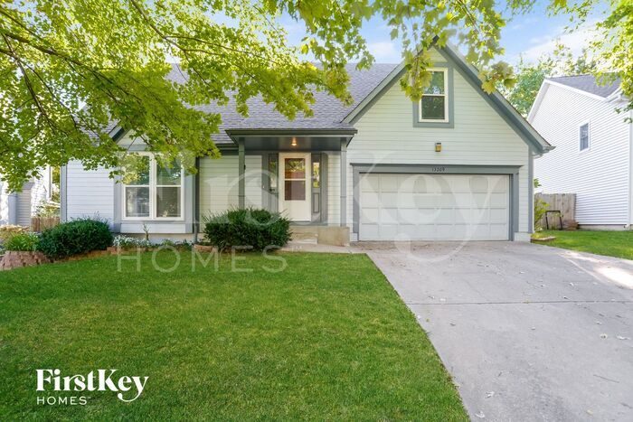 Primary Photo - 13209 S Foxridge Dr