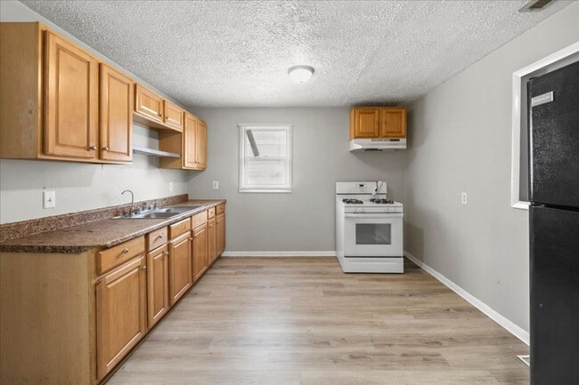 Foto del edificio - 1744 Dawson St
