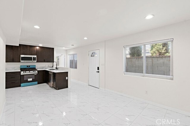 Foto del edificio - 1578 San Bernardino Pl