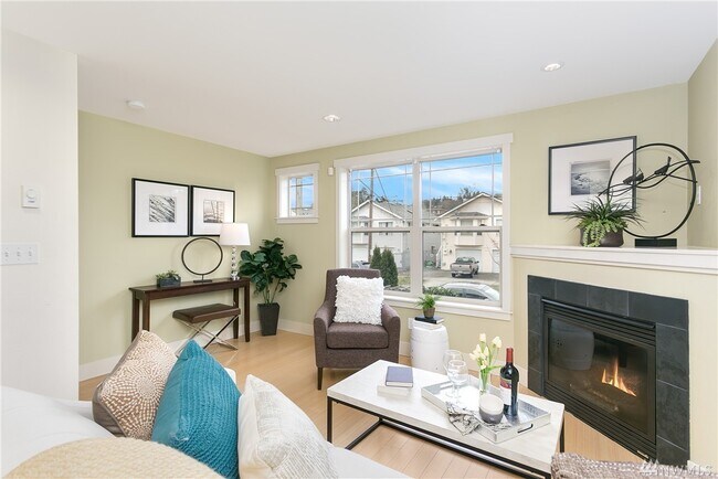 Foto del edificio - 3324 Wetmore Ave S