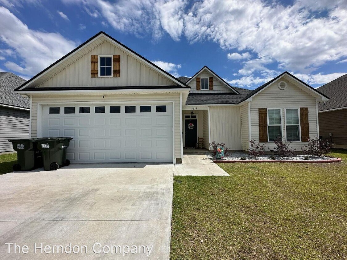 Foto principal - 4 br, 2 bath House - 3816 Betty's Place