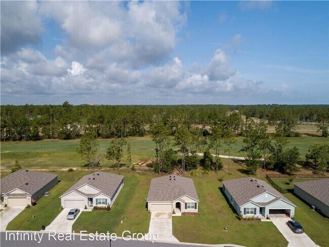 Foto del edificio - 3 br, 2 bath House - 64 Hickory Course