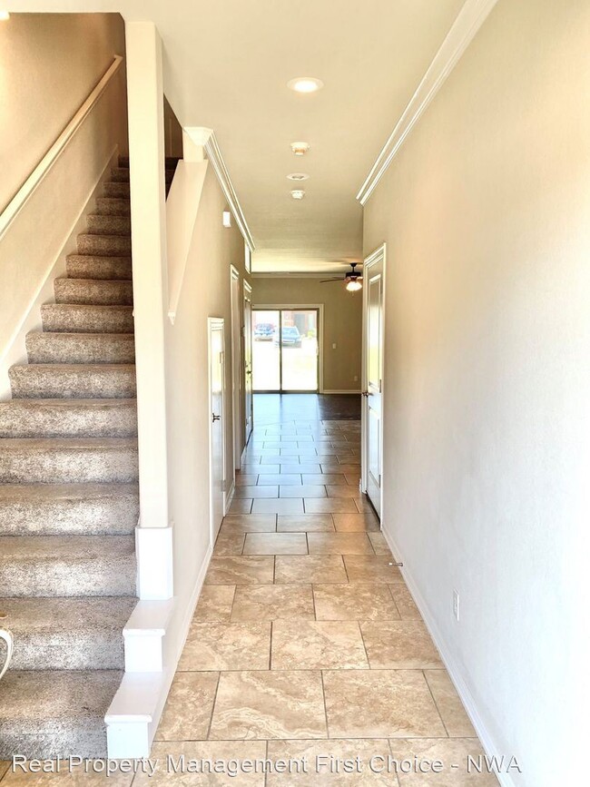 Building Photo - 3 br, 2.5 bath House - 2752 W Kilimanjaro Way