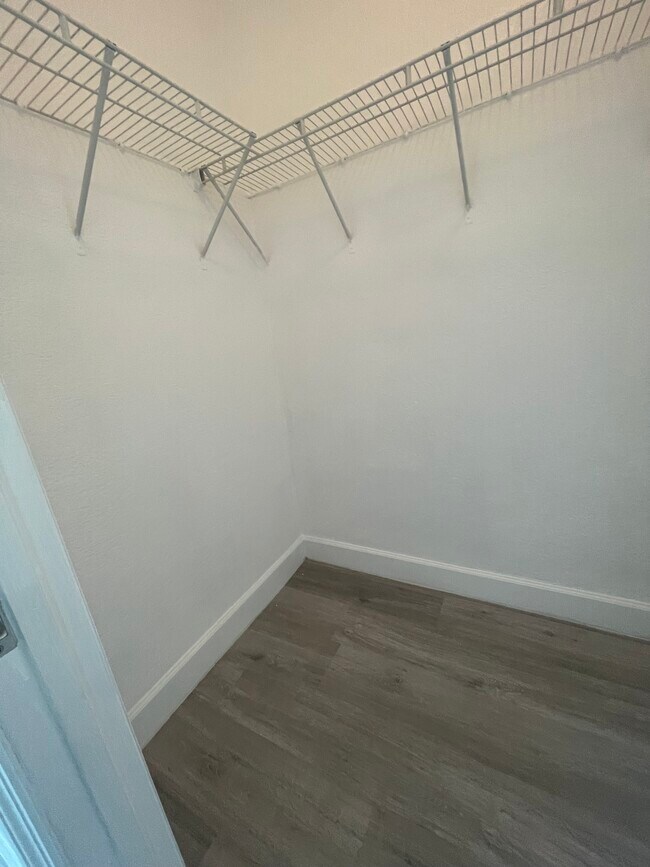 Foto del edificio - 7501 E Treasure Dr