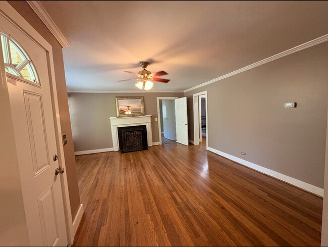 Building Photo - 704 Highland Ave