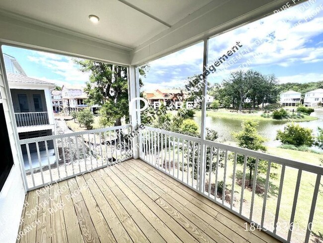 Building Photo - Beautiful Townhouse in Liberty Hill Farms ...