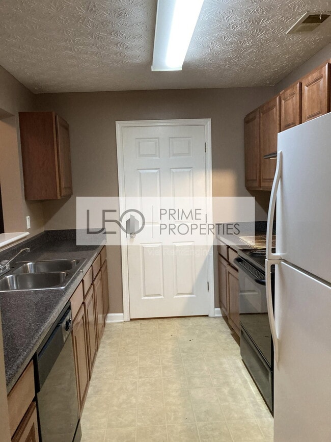 Photo - 7201 Fairington Ridge Circle Apartment