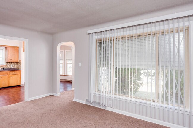 Foto del edificio - 3 Bedroom Cape Cod with 2 Car Garage