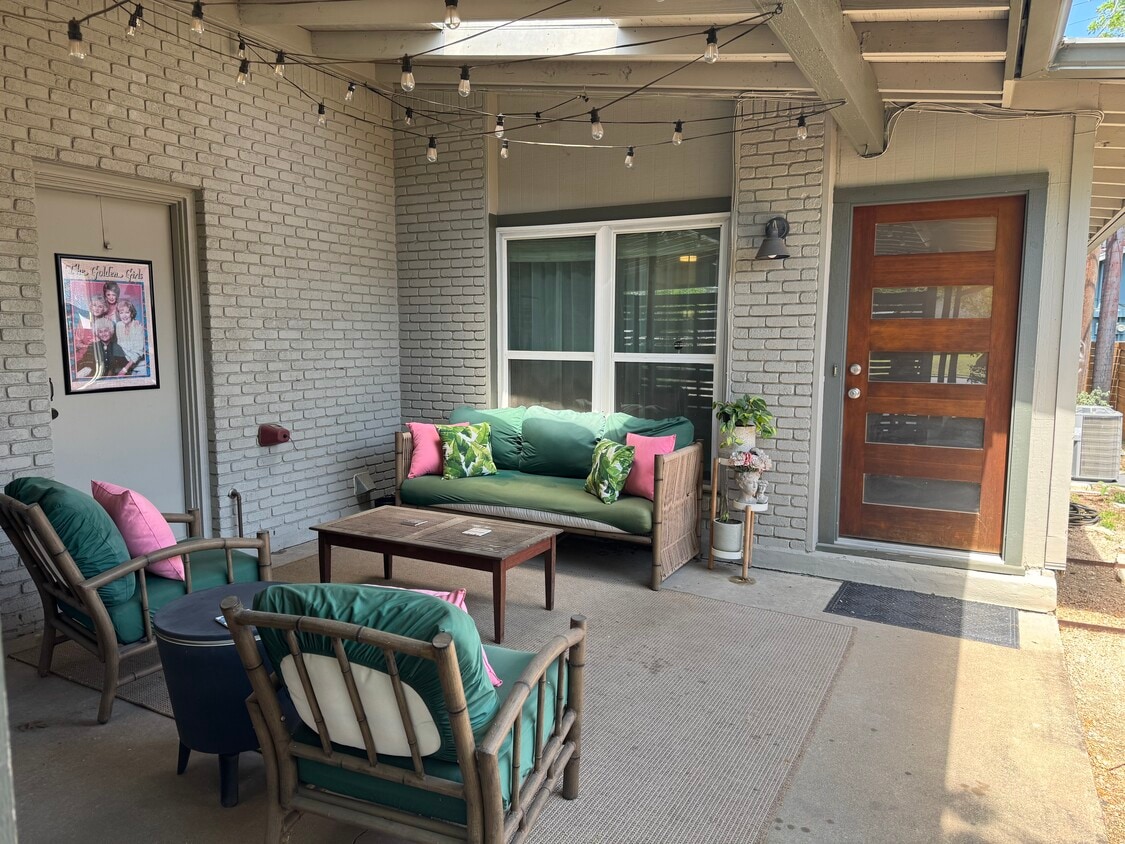 Front gated patio (and storage close to left) - 3312 S Oak Dr