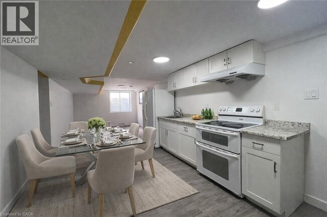 Building Photo - 168 FIFTH Avenue Unit# 2