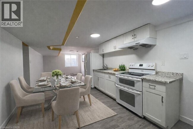 Photo du bâtiment - 168 FIFTH Avenue Unit# 2