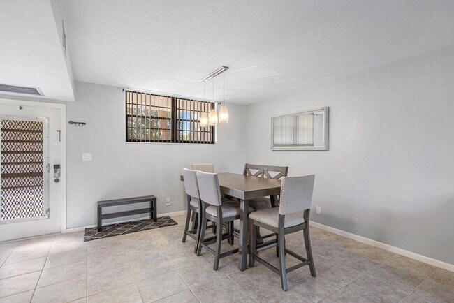 Foto del edificio - 2420 DC Country Club Boulevard