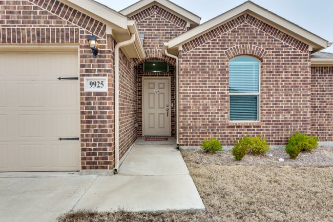 Building Photo - 9925 Ryegrass Terrace