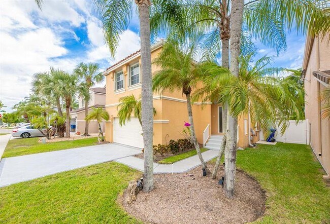 Foto del edificio - 724 NW 155th Terrace