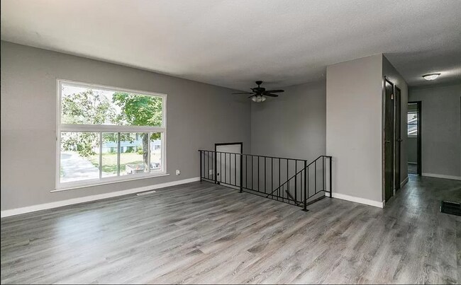 Foto del edificio - 6812 Inwood Ln NE
