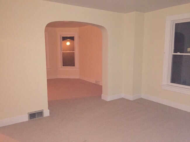 ¡Sala de estar - 4 Baker Ave