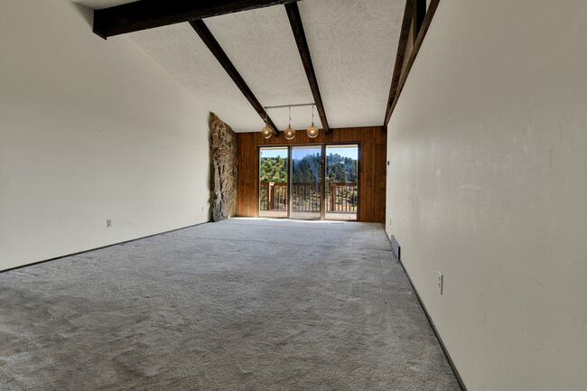 Building Photo - 2296 Pebble Beach Ct