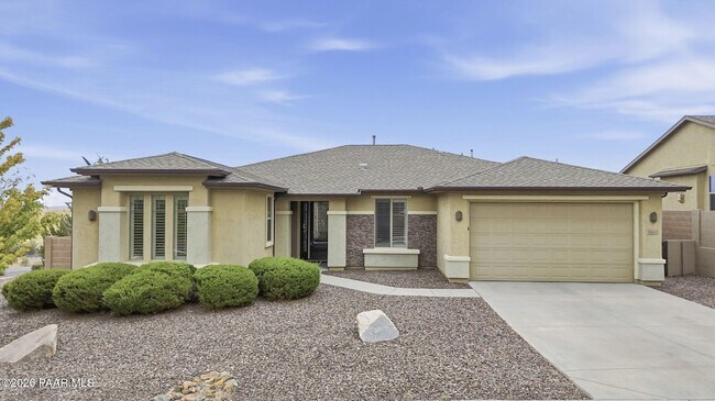 Building Photo - 1000 N Wide Open Trail
