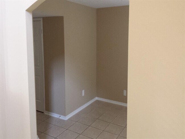 Building Photo - 16111 Indian Cypress Dr