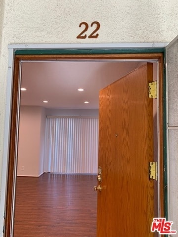 Building Photo - 222 E Tamarack Ave