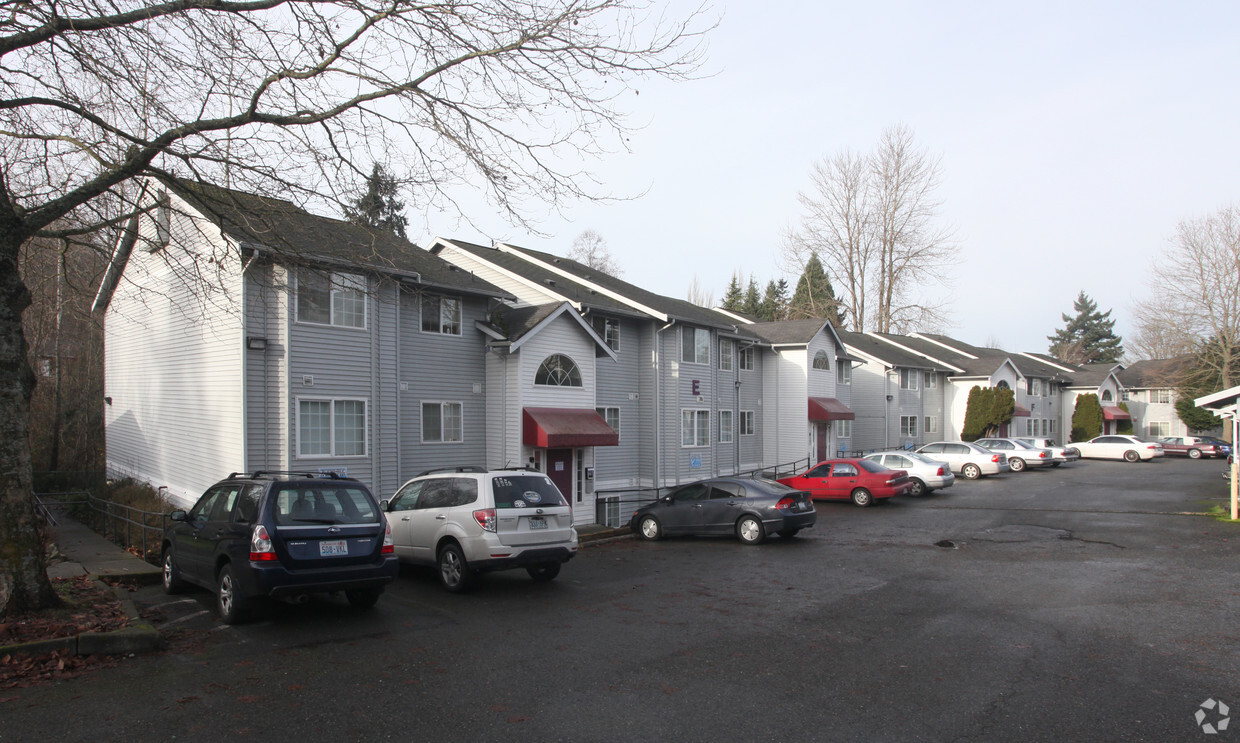 Building Photo - Longfellow Creek