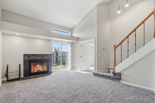 Foto del edificio - $1,840.95 - 2 bed/1 bath, cozy Denver Condo!