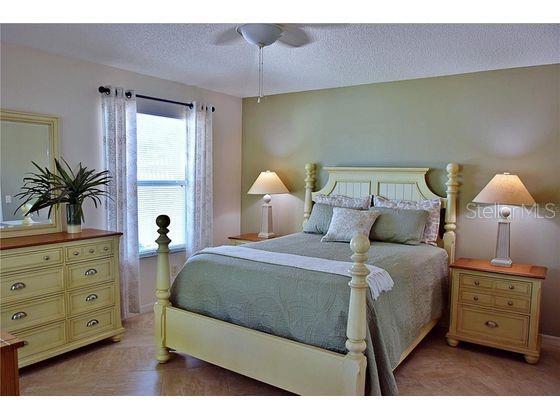 Foto del edificio - 1585 Double Palm Pl