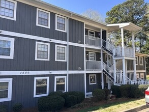 Building Photo - 7500 Woods Ln