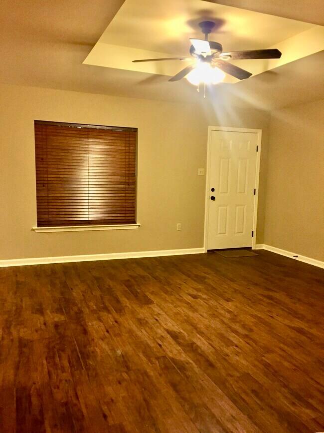 24688 Joe May Rd Unit A, Denham Springs, LA 70726 Apartments in