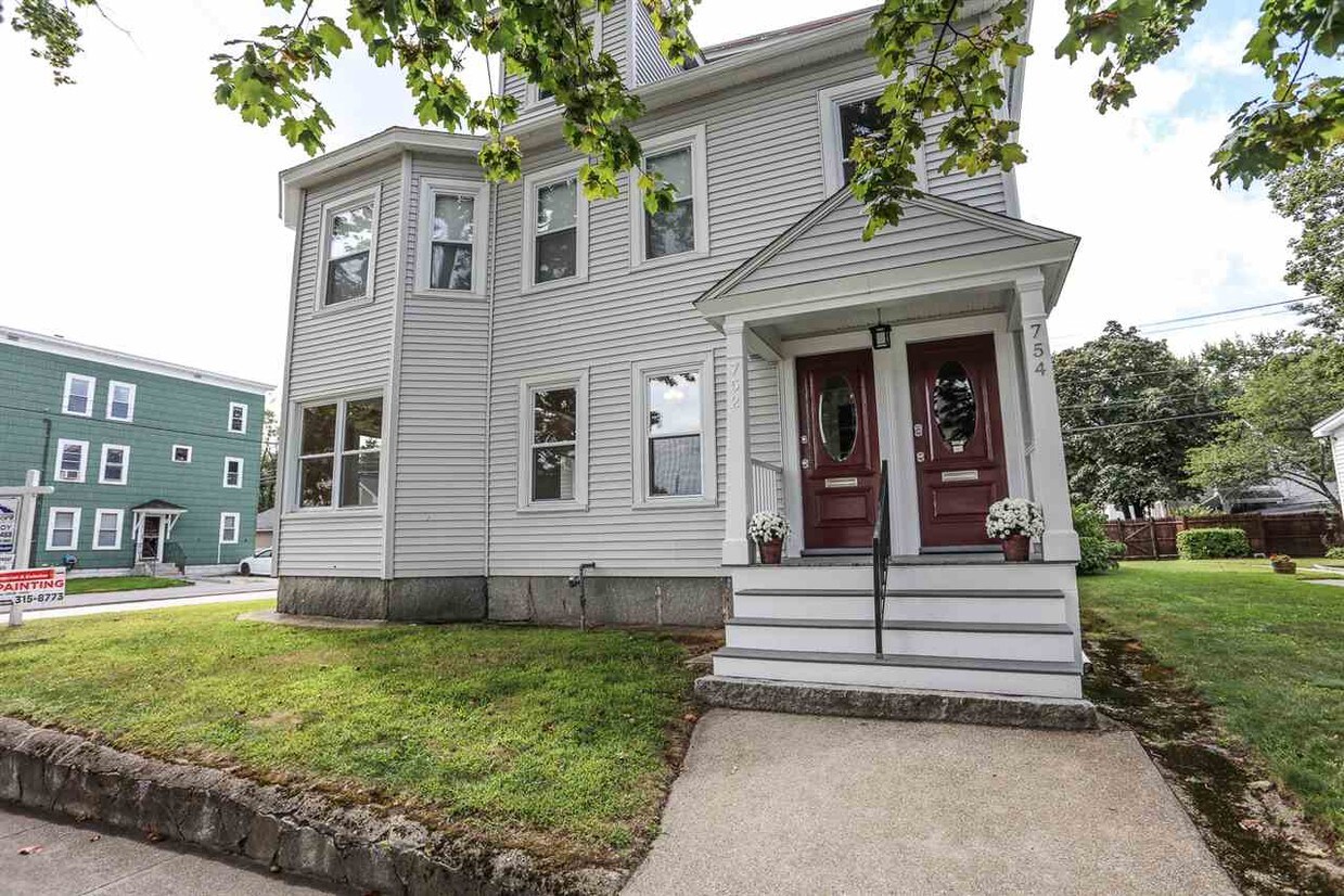 Primary Photo - 752 Hevey St