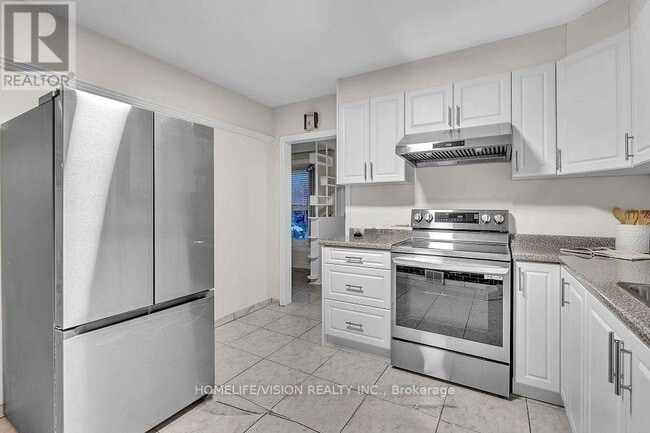 Building Photo - 94 Waringstown Dr