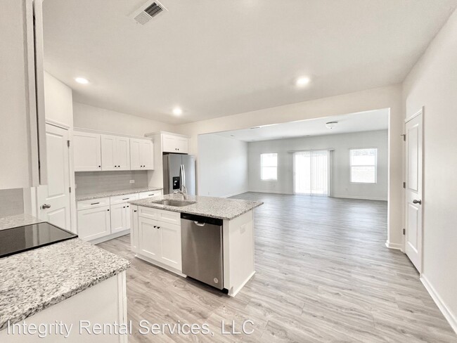 Building Photo - 3 br, 2.5 bath House - 3860 Claret Cup Drive