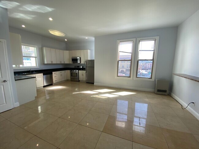 Foto del edificio - 3226 22nd St