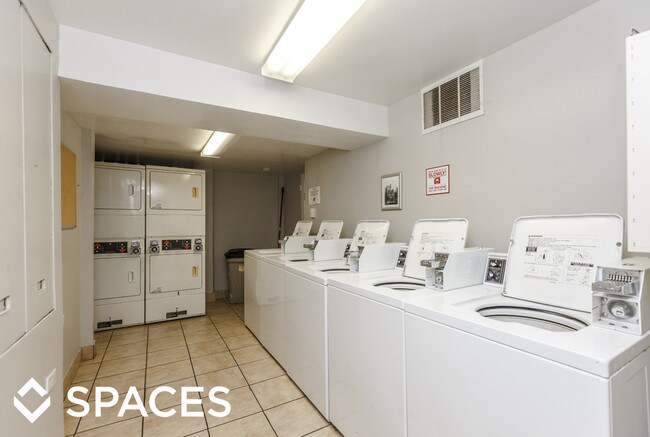Foto del edificio - 639 W Grace St