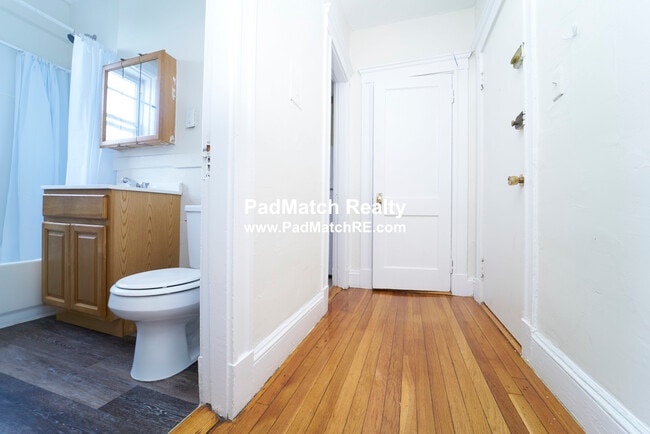 Building Photo - 1175 Boylston St