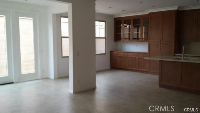 Building Photo - 214 Bancroft