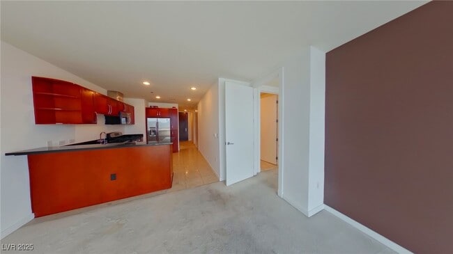Building Photo - 4575 Dean Martin Dr