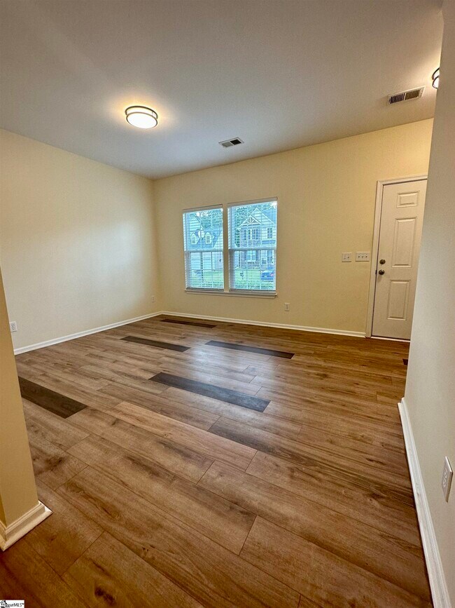 Building Photo - 9 Ridgeleigh Way