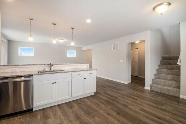 Building Photo - 7435 Montego Bay St