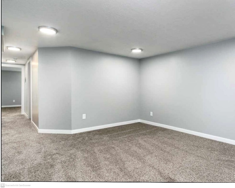 Building Photo - 825 40th St
