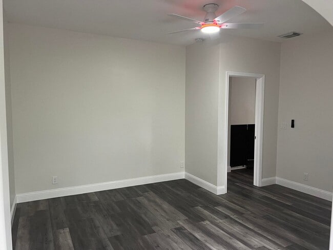 Foto del edificio - 5076 SW 38th Way